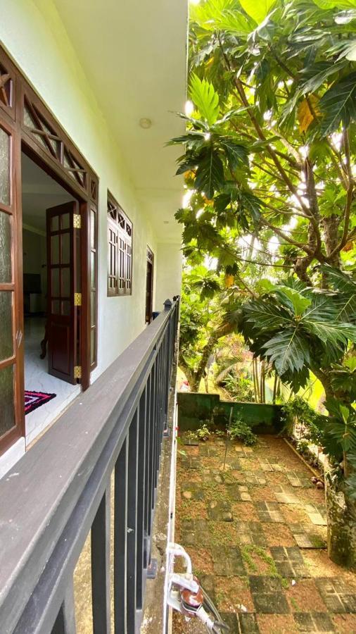 אונה ואטונה Kaumadi Villa מראה חיצוני תמונה