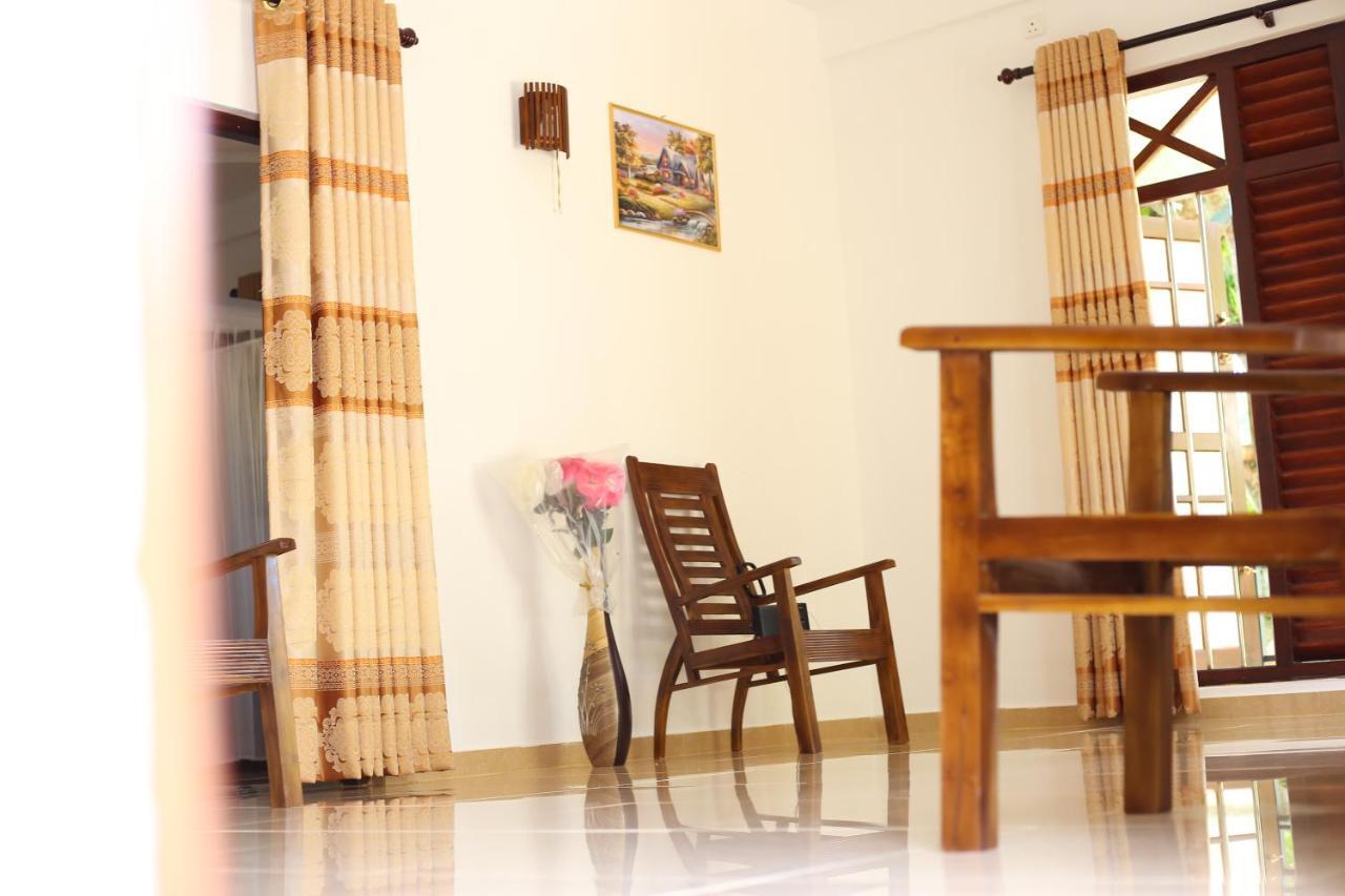 אונה ואטונה Kaumadi Villa מראה חיצוני תמונה
