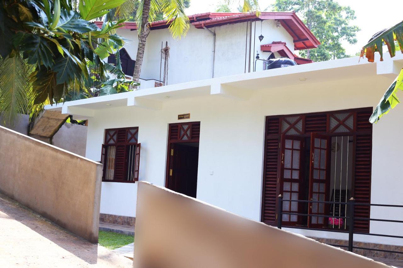 אונה ואטונה Kaumadi Villa מראה חיצוני תמונה